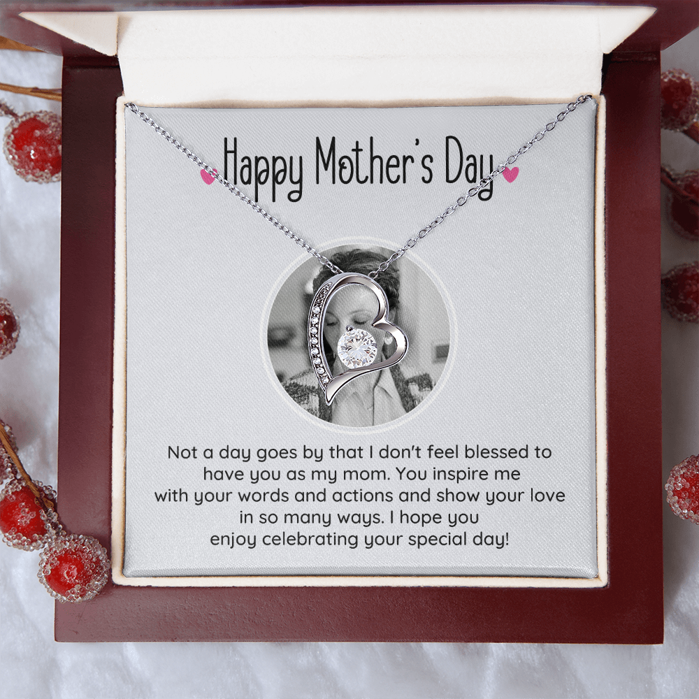 Personalized Mother's Day Gift - Celebrate Your Amazing Mom